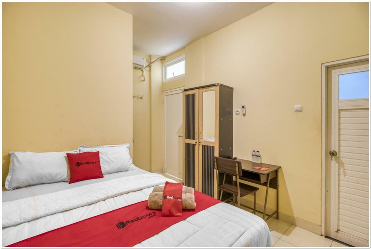 Reddoorz Near Ramai Mall Malioboro Yogyakarta Exterior foto
